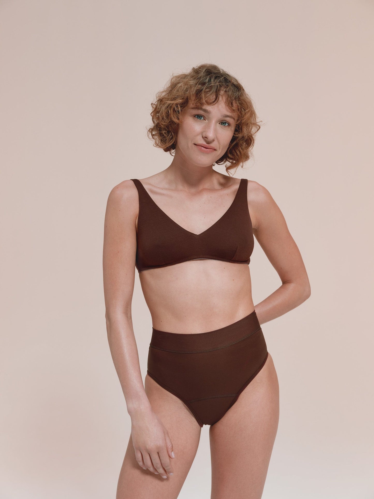 Hugger - Recyceltes Nylon - Braun
